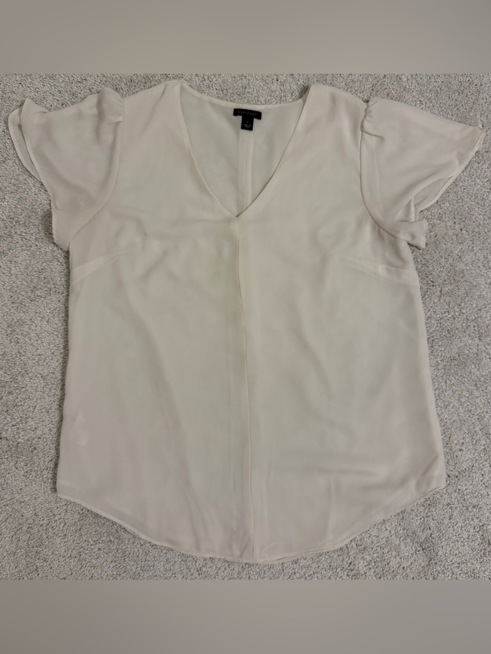 Ann Taylor White V-Neck Short Sleeve Chiffon Blouse Shirt - women small
